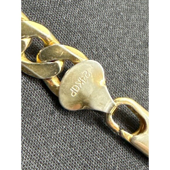 24K Gold Plated 22" Figaro Chain Necklace For Men & Women - Picture 2 of 6